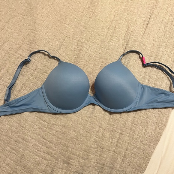 PINK Victoria Secret Bra - Picture 1 of 3